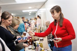 От клубничных чипсов до отпугивателей кротов: более 20 семейных компаний собрал форум в Нижнем Новгороде