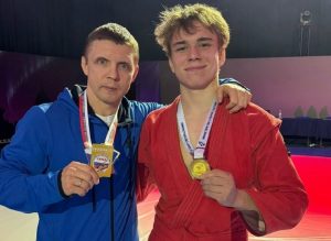 «Самбист должен быть первым везде»: чемпион России развеял миф о глупых борцах