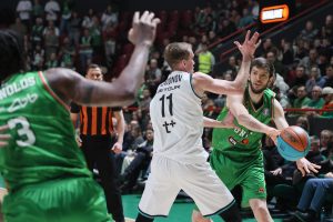 Баскетболисты «Пари НН» завершили сезон крупным поражением в Казани