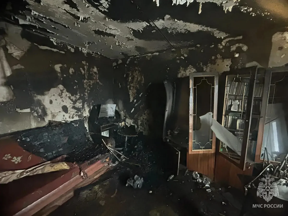 Трехэтажный жилой дом горел в Бутурлинском районе