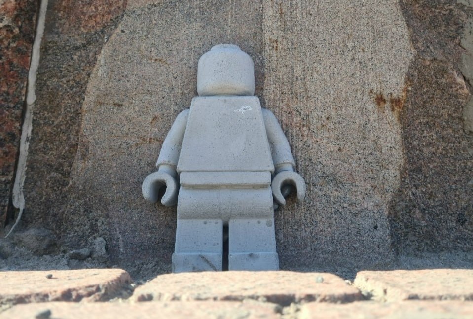 Новый арт-объект появился на площади Минина в Нижнем Новгороде