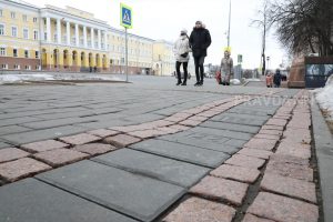 В мэрии рассказали, когда планируется отремонтировать брусчатку в центре города