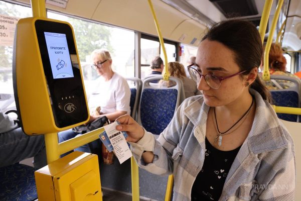 «С утра к валидатору не подойти»: что думают нижегородцы об отмене билетов в транспорте