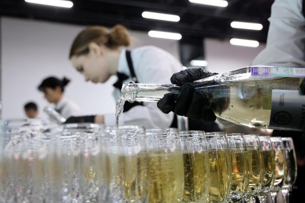 Врач Мясников рассказал, почему пиво может быть смертельно опасным