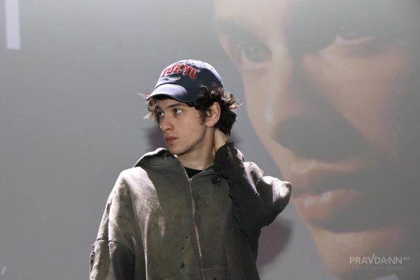 «История, которая очень точно попадает в нервы»: Марк Эйдельштейн рассказал о роли в фильме «Космос засыпает»