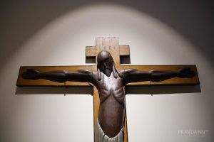 Выставка «Собор Святых. Три века деревянной храмовой скульптуры Нижегородского края»