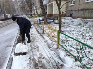 Александр Воложанин