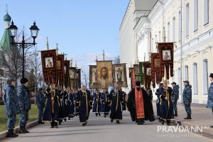 Александр Воложанин