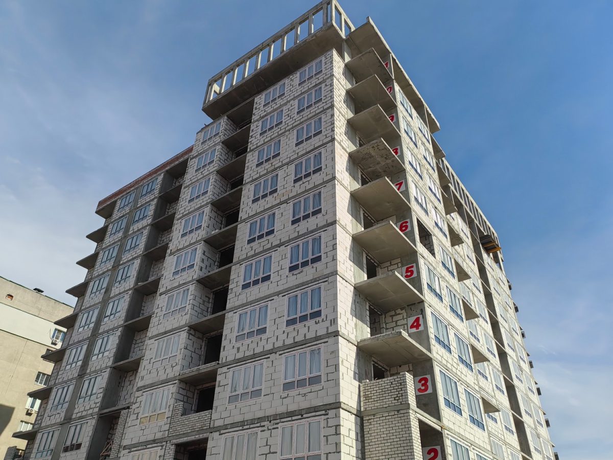 Завершены монолитные работы в Доме на Мурашкинской в Нижнем Новгороде