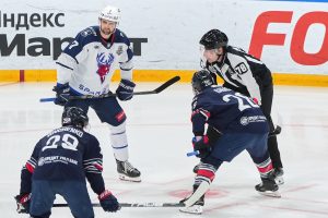 «Торпедо» с поражения стартовало в четвертьфинале КХЛ