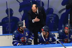 «Чайка» уступила «Ирбису» в пятом овертайме четвёртого матча серии плей-офф МХЛ