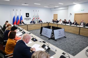 Андрей Гнеушев провел заседание комиссии по поддержке участников СВО
