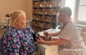 «Раз я тут, значит, приму всех»: нижегородка 18 лет проработала фельдшером в Павловском округе