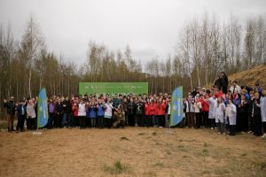 Нижегородцы расчистили Бурнаковскую экотропу на субботнике