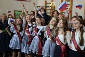 Последние звонки проходят во всех школах Нижегородской области
