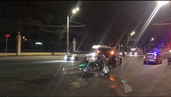 Автомобилист пострадал в ДТП с мотоциклом на проспекте Гагарина