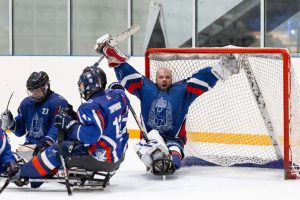 Две нижегородских команды стали призерами лиги следж-хоккея