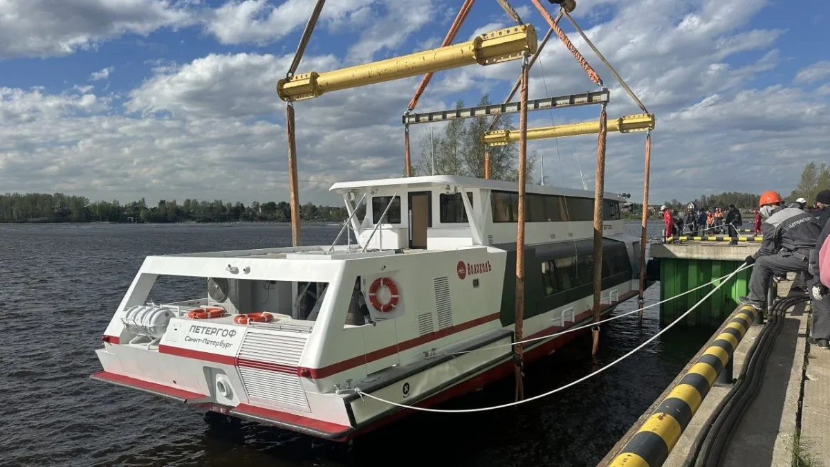 Пассажирское электросудно «Петергоф» будет курсировать в Нижнем Новгороде