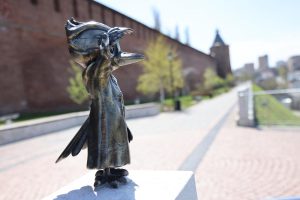 Дятел Гор и оленёнок НиНо поселились в Нижегородском кремле