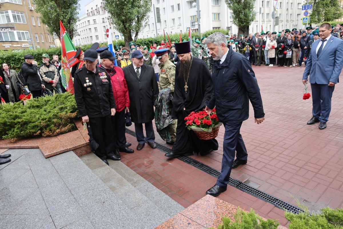 День пограничника