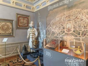 Выставка «Громадный смысл и значение» открылась в Усадьбе Рукавишниковых
