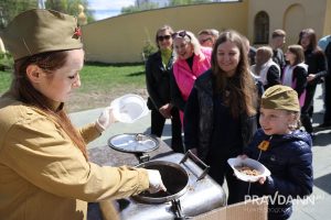 Александр Воложанин