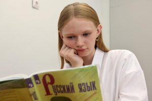 В Госдуме потребовали проверить соблюдение прав школьников при приёме в 10 класс