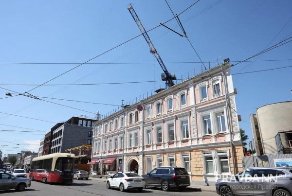 В старинном доме в центре Нижнего Новгорода рухнул потолок