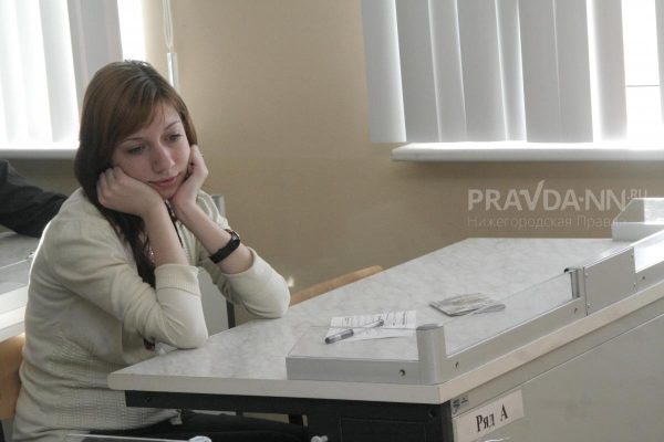Жесткие досмотры и ошибки в заданиях: почему ЕГЭ и ОГЭ проходят в Нижнем Новгороде со скандалами