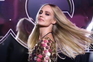 «Многое можно простить»: почему муж хотел развестись со знаменитой певицей Глюкозой