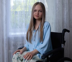 "Есть вещи пострашнее ЕГЭ": 18-летняя нижегородка борется с редким генетическим заболеванием