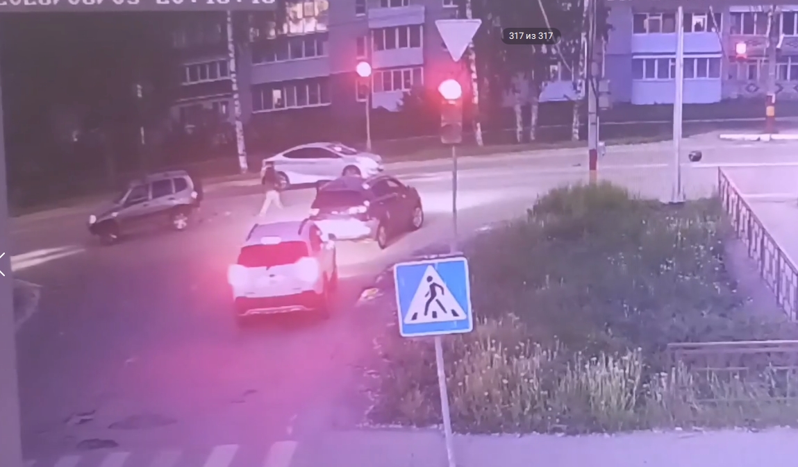 Мотоциклист пострадал после столкновения с легковушкой в Лыскове