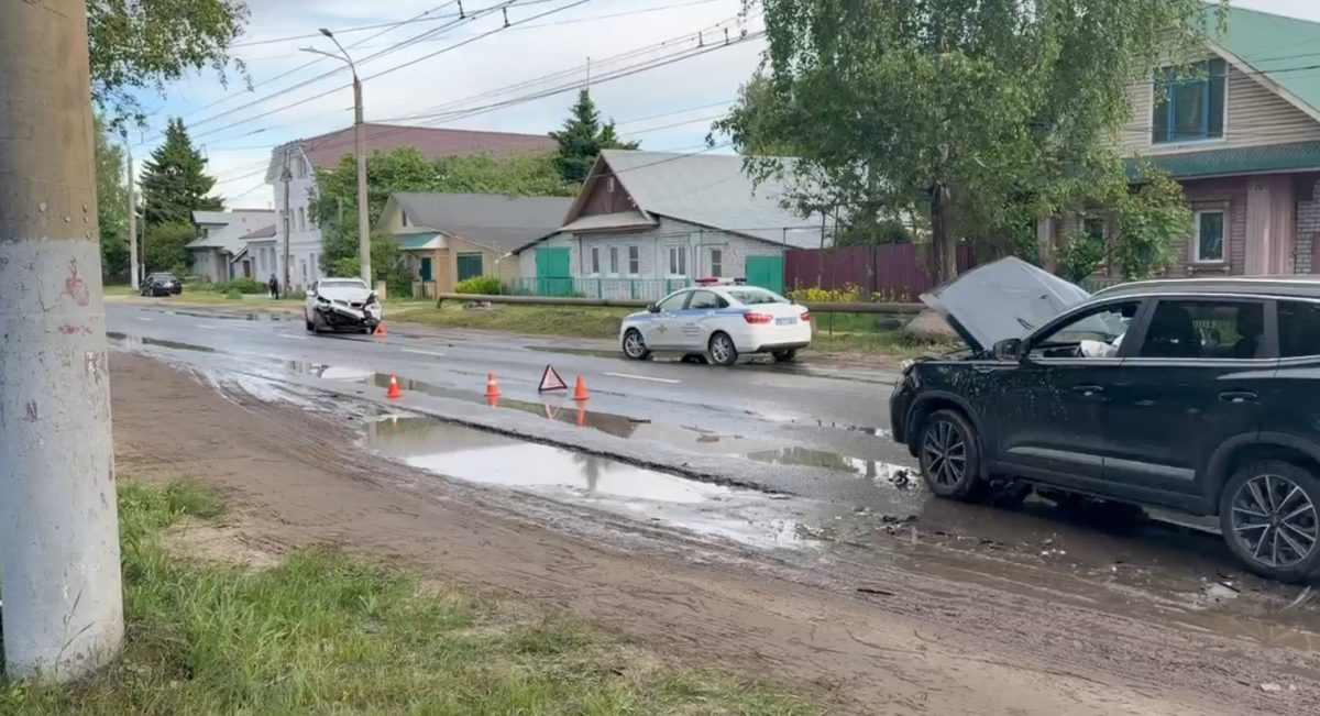 Трое взрослых и подросток пострадали в аварии в Нижнем Новгороде