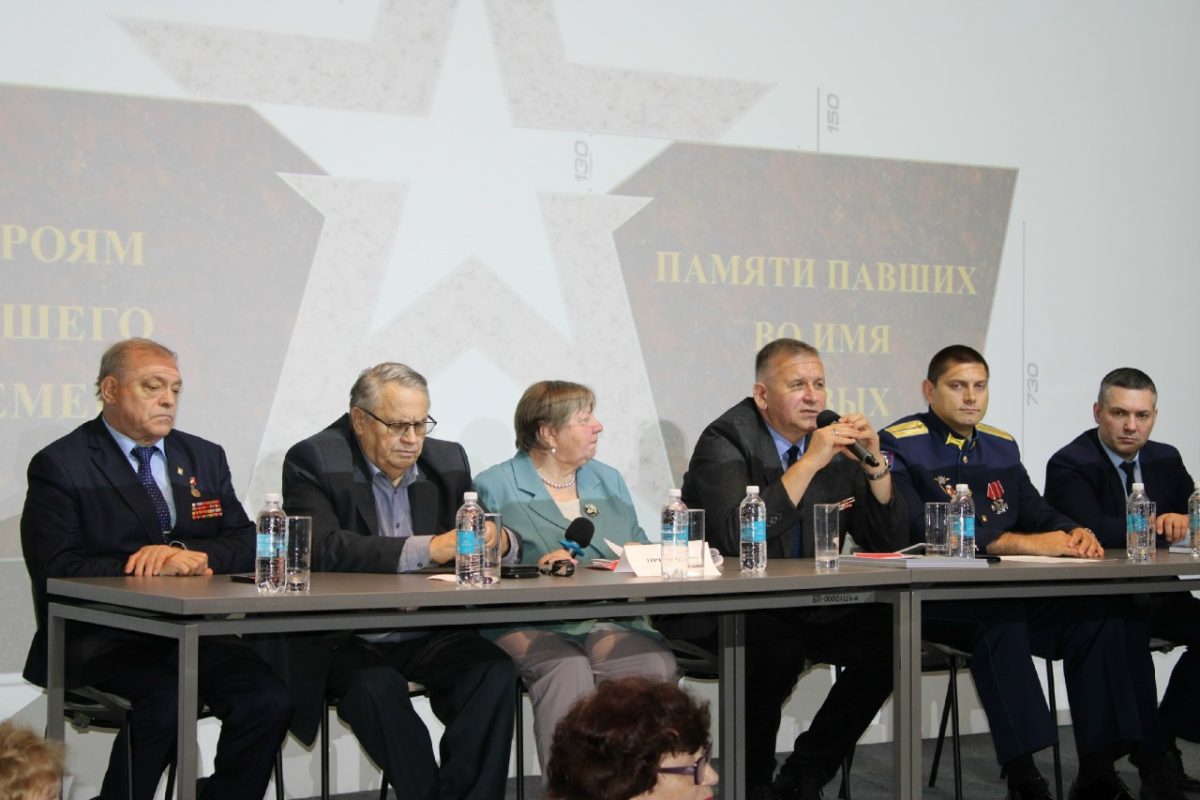 Михаил Аршинов