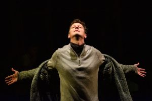 кадр из спектакля «Жестокие игры», Молодежный театр на Фонтанке, СПб