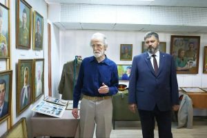 В Дзержинске открылась выставка «Портреты войны» художника Авеля Смирнова