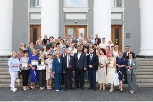 В Дзержинске чествовали врачей и сотрудников среднего медицинского персонала