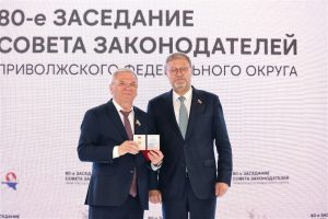 Евгений Люлин награжден почетным знаком Совета Федерации