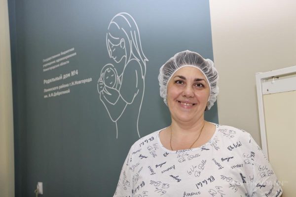 «Всему научим и всё подскажем»: акушерка объяснила, почему рожать не страшно
