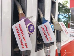 Что происходит с бензином в Нижегородской области: собрали главное по самой горючей теме лета 