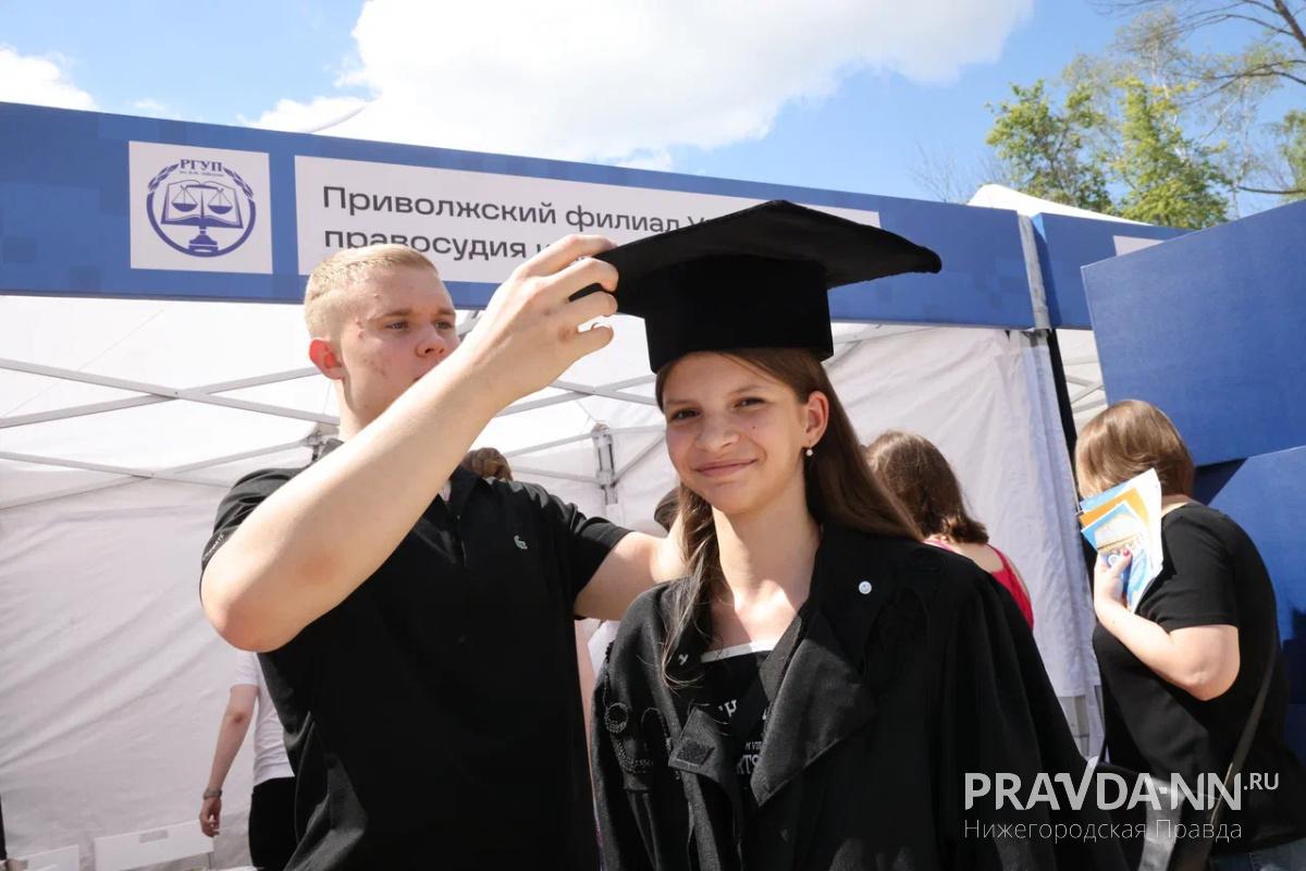 Александр Воложанин