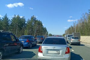 Водителей будут предупреждать о рисках на трассах через СМС и звонки