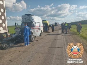 В Башкирии в ДТП с участием «скорой» погибли три человека