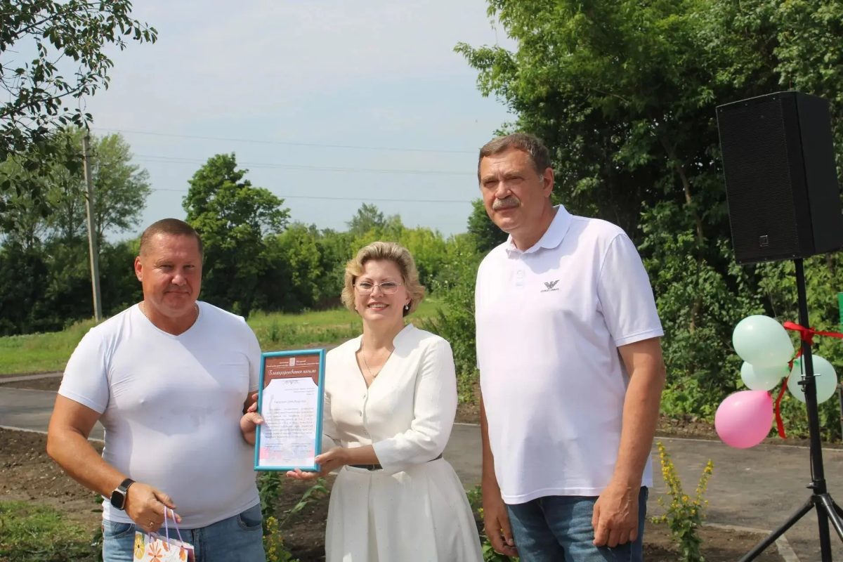 В Большом Болдине отремонтировали 2 тротуара по инициативным проектам
