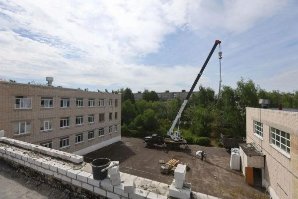 Более 25 млн рублей направили на капремонт кровли школы №27 в Дзержинске