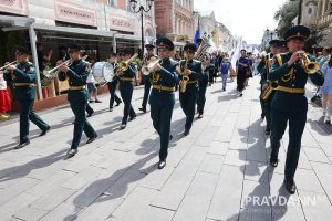Александр Воложанин