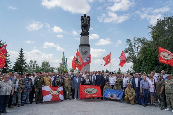 В акциях ко Дню ветеранов боевых действий участвовали 500 человек