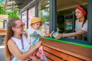 Новую точку «Молочной кухни» открыли в парке имени 1 Мая
