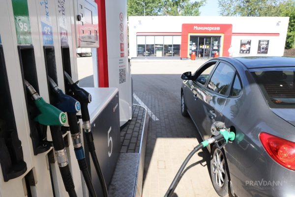 Топливо по QR-коду: в регионе начали тестировать новую систему борьбы с очередями на&nbsp;АЗС&nbsp;