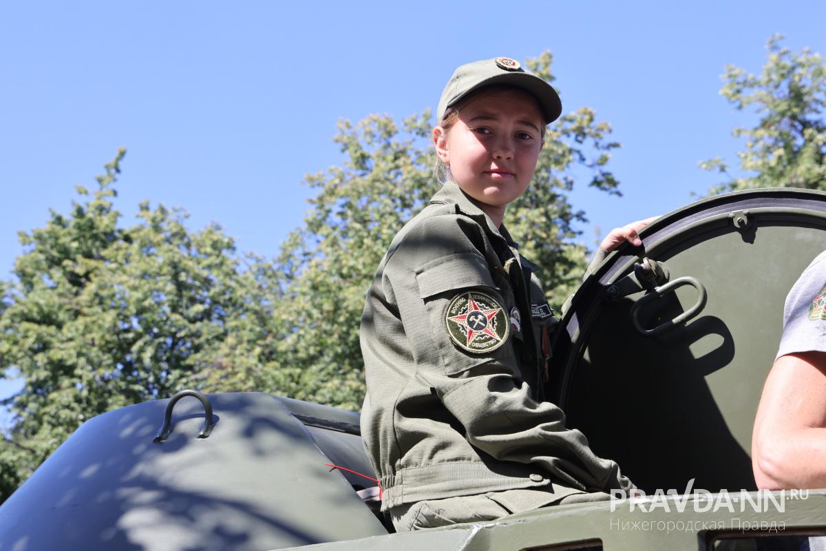 Александр Воложанин